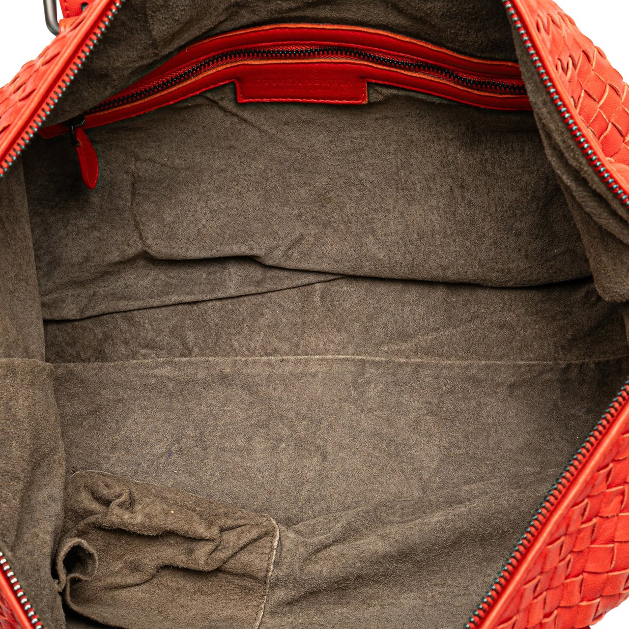 Bottega Veneta Nappa Intrecciato Montaigne Shoulder Bag Rood