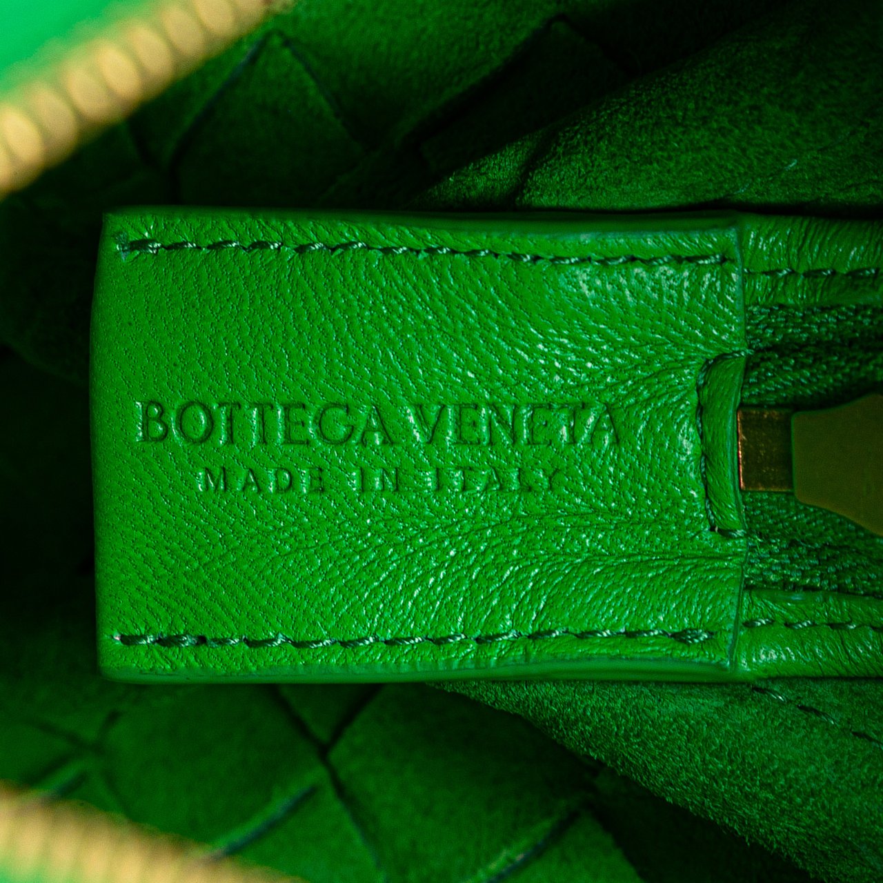 Bottega Veneta Mini Lambskin Intrecciato Loop Camera Bag Groen