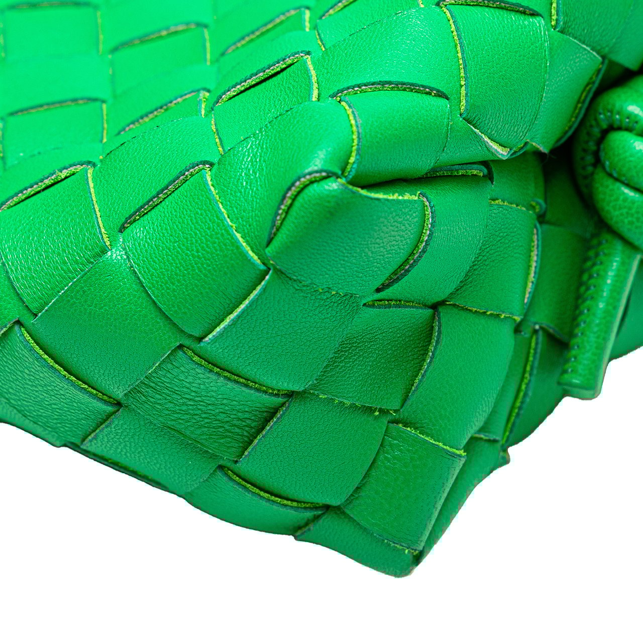 Bottega Veneta Mini Lambskin Intrecciato Loop Camera Bag Groen