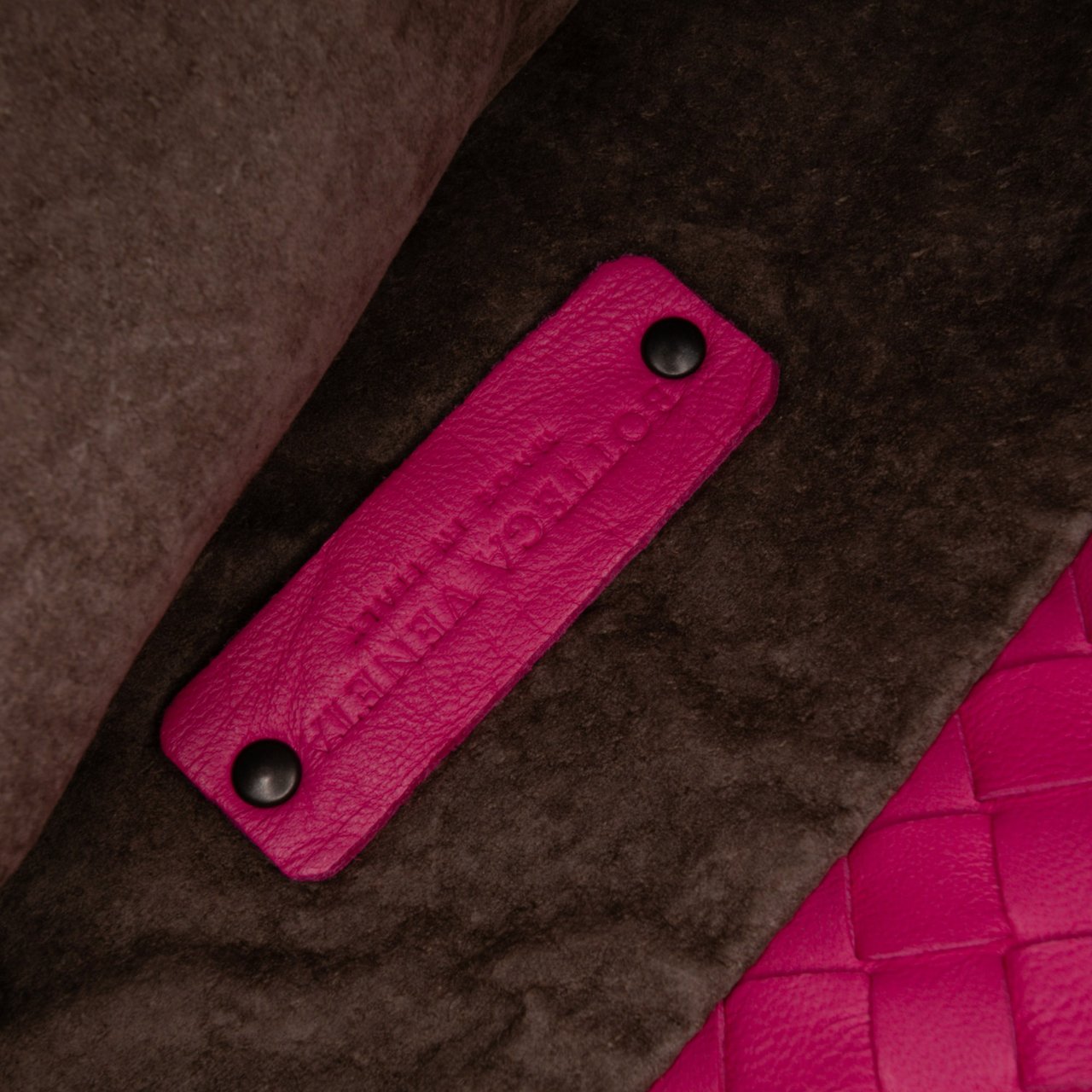 Bottega Veneta Nappa Intrecciato Fold Over Tote Roze
