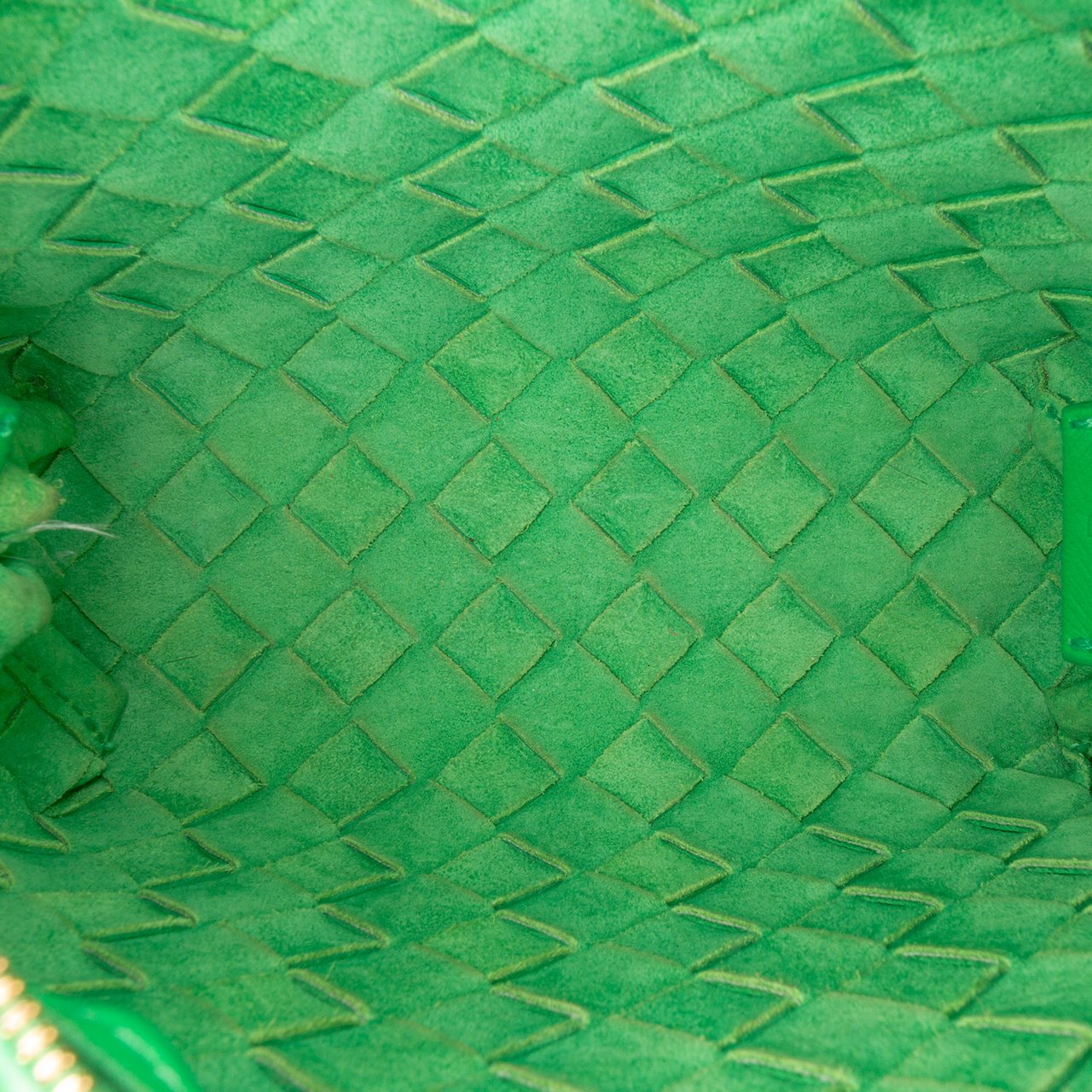 Bottega Veneta Mini Lambskin Intrecciato Loop Camera Bag Groen
