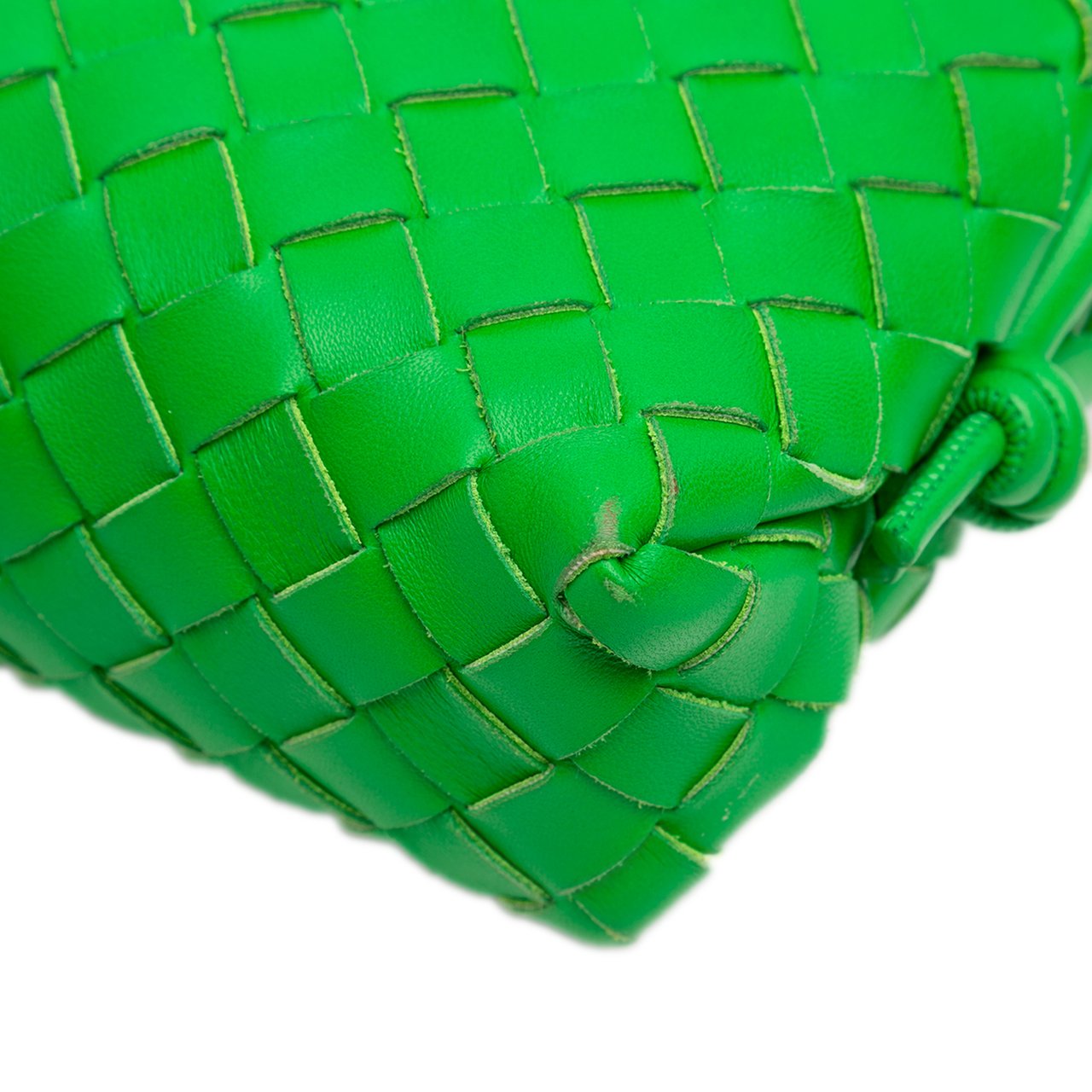 Bottega Veneta Mini Lambskin Intrecciato Loop Camera Bag Groen