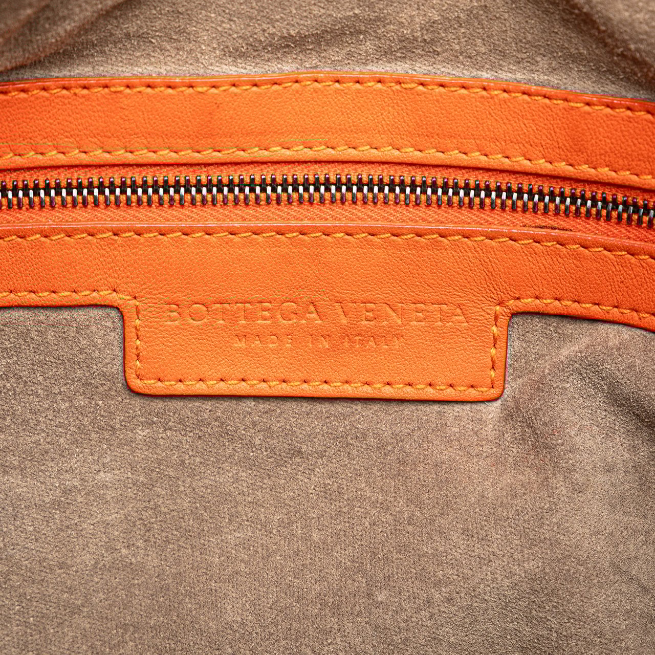 Bottega Veneta Medium Nappa Intrecciato Veneta Hobo Oranje
