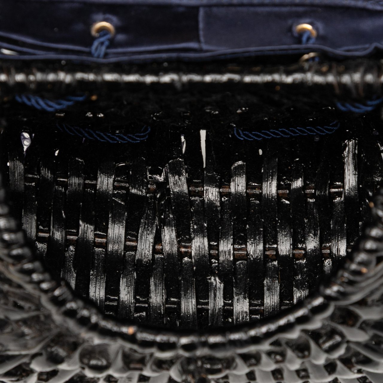 Bottega Veneta Satin Intrecciato and Wicker Crossbody Zwart