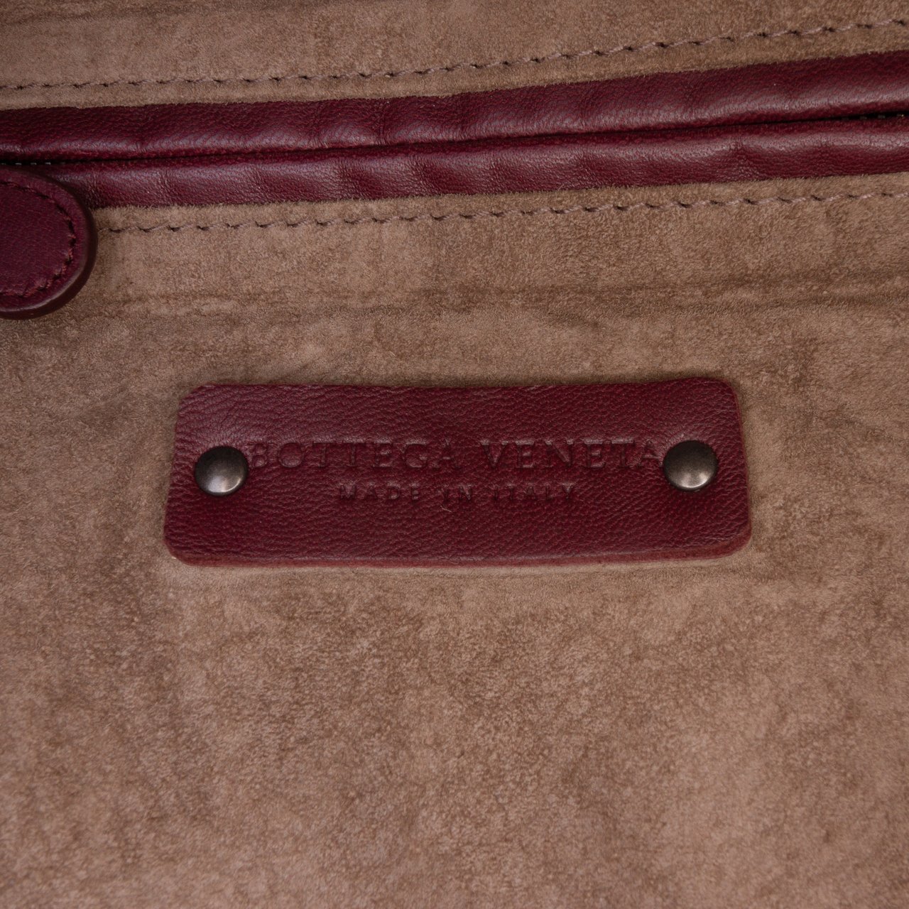 Bottega Veneta Nappa Intrecciato Shoulder Bag Rood