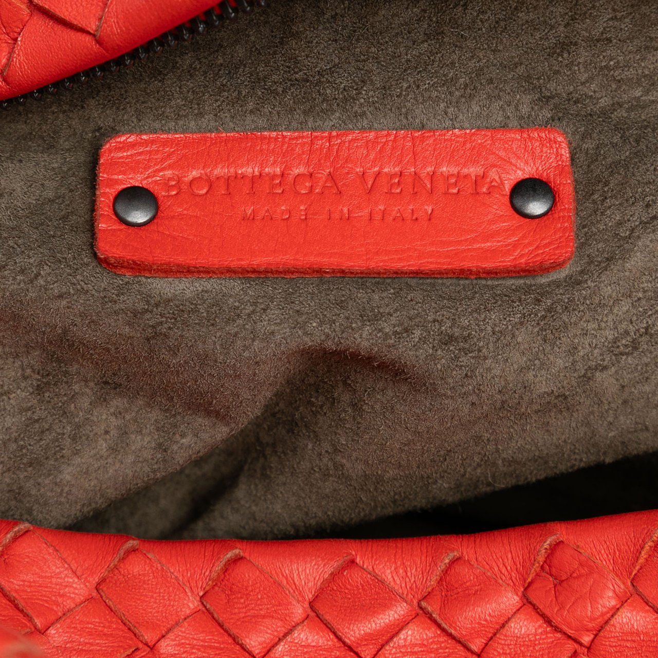 Bottega Veneta Nappa Intrecciato Cube Shoulder Bag Rood