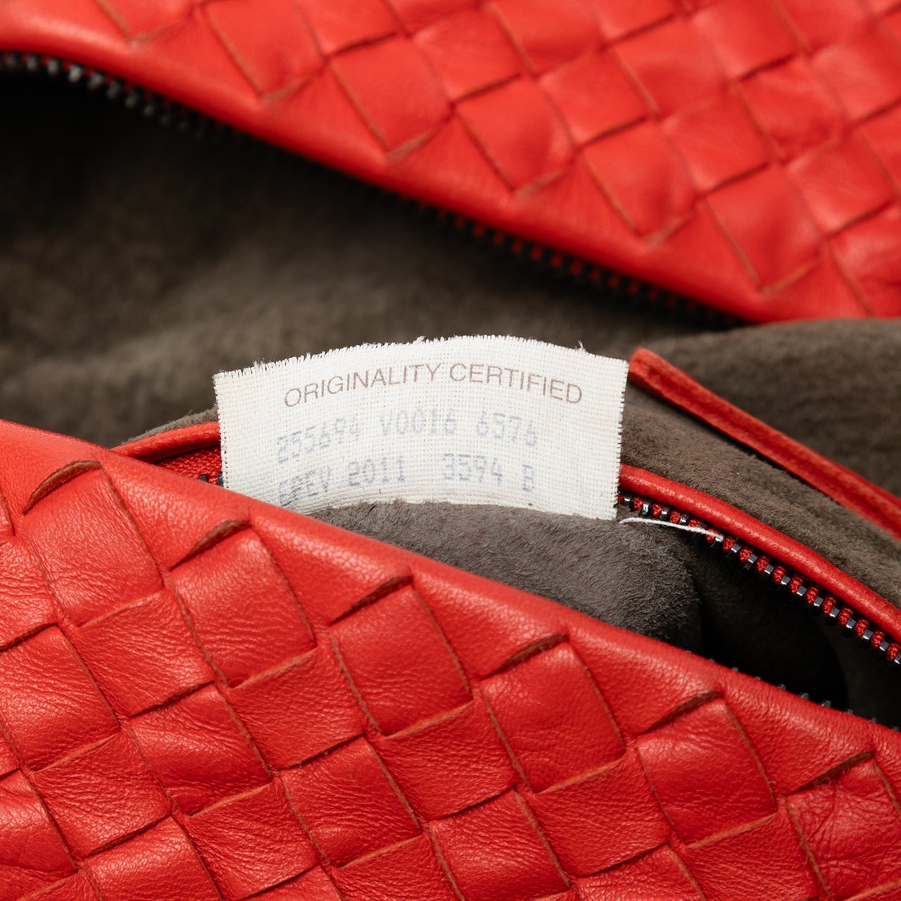 Bottega Veneta Nappa Intrecciato Cube Shoulder Bag Rood