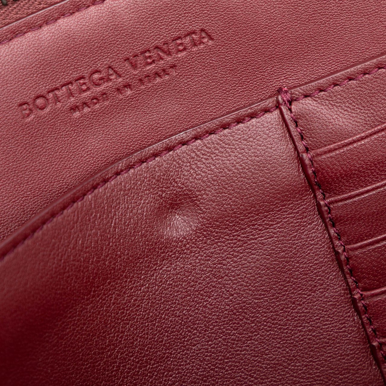 Bottega Veneta Calfskin Intrecciato Dot Document Case Rood