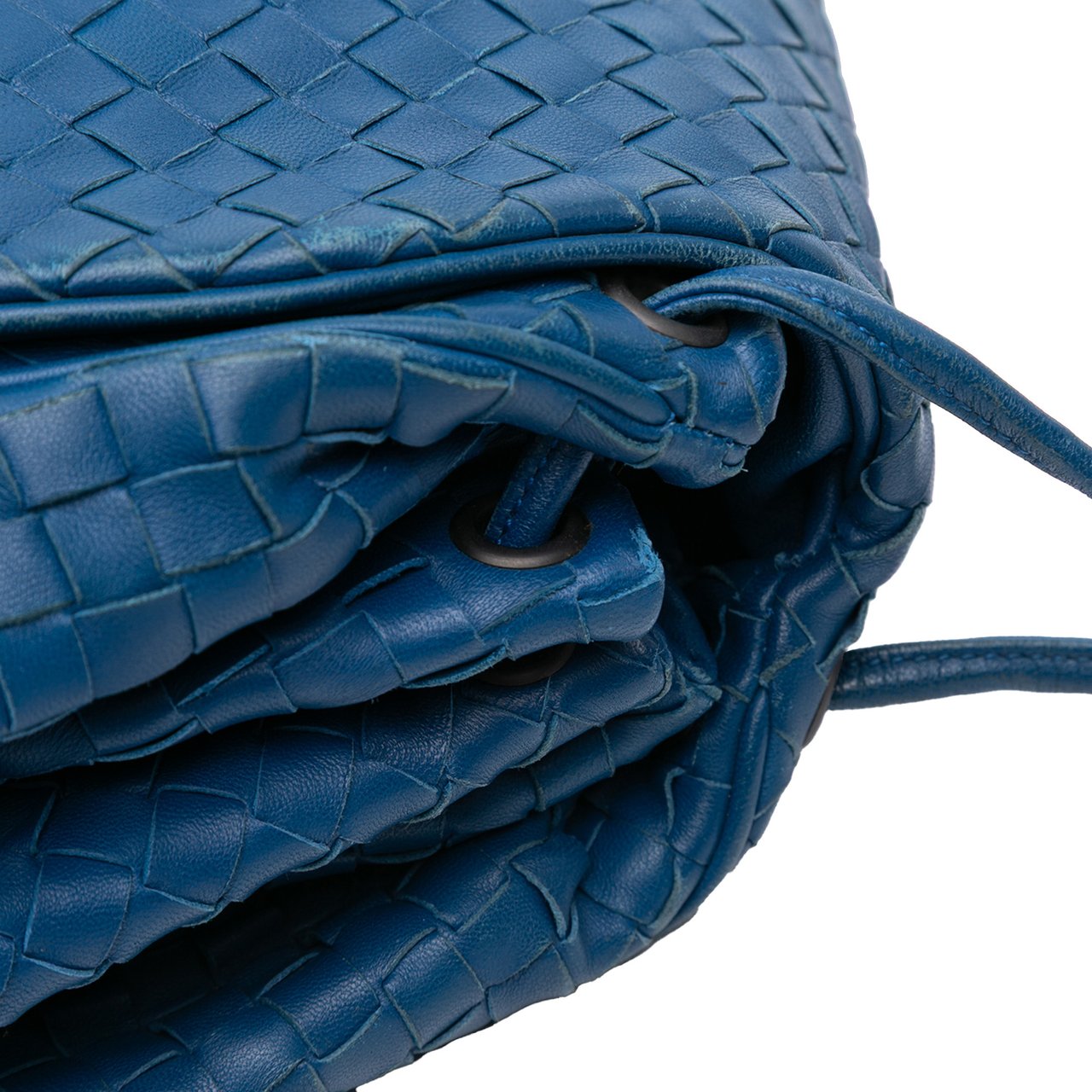 Bottega Veneta Nappa Intrecciato Flap Crossbody Blauw