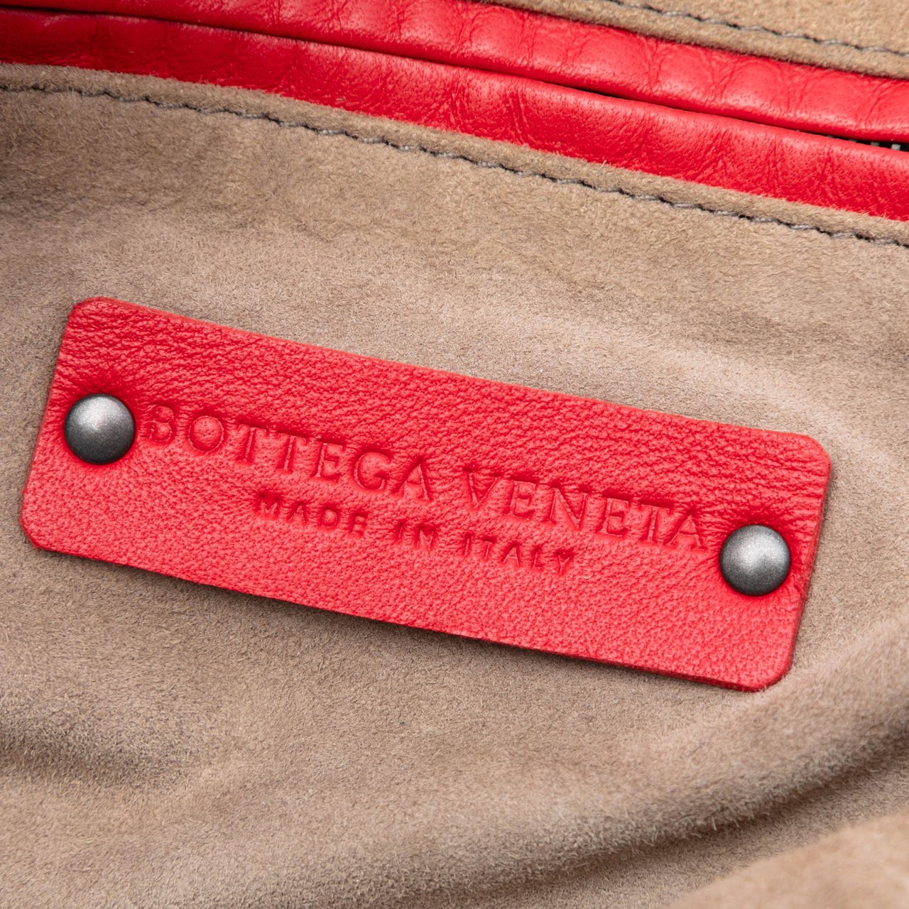 Bottega Veneta Nappa Intrecciato Nodini Crossbody Rood
