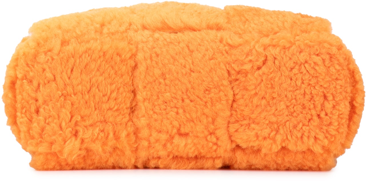 Bottega Veneta Small Shearling Intrecciato Arco Tote Oranje