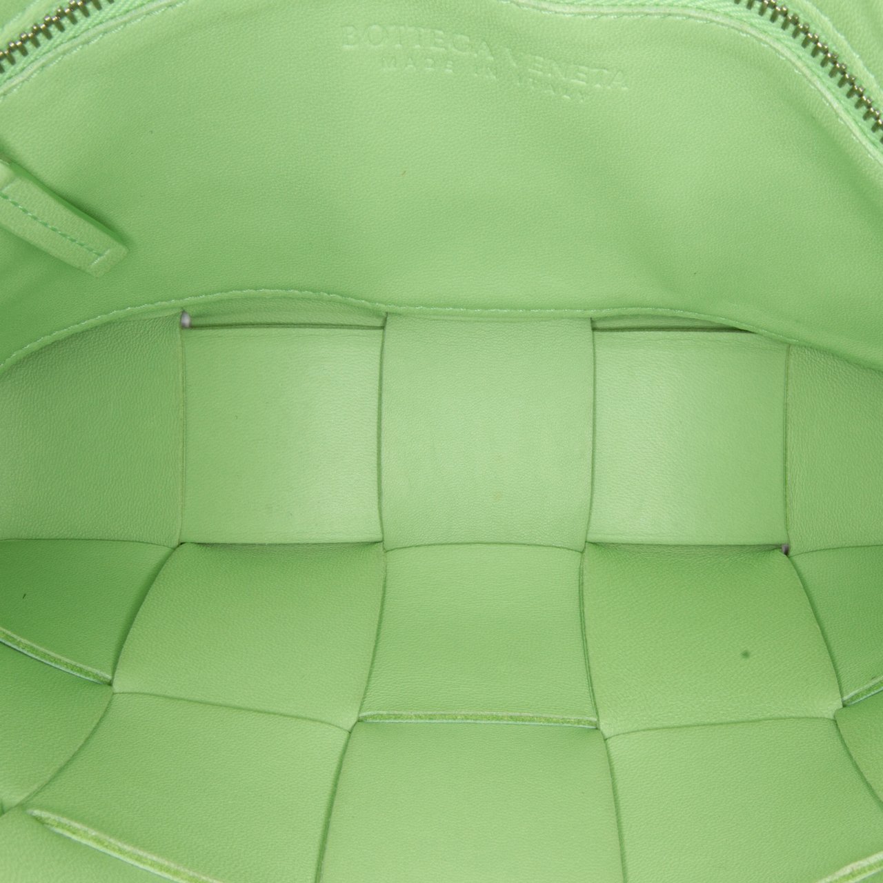 Bottega Veneta Nappa Intrecciato Cassette Crossbody Groen