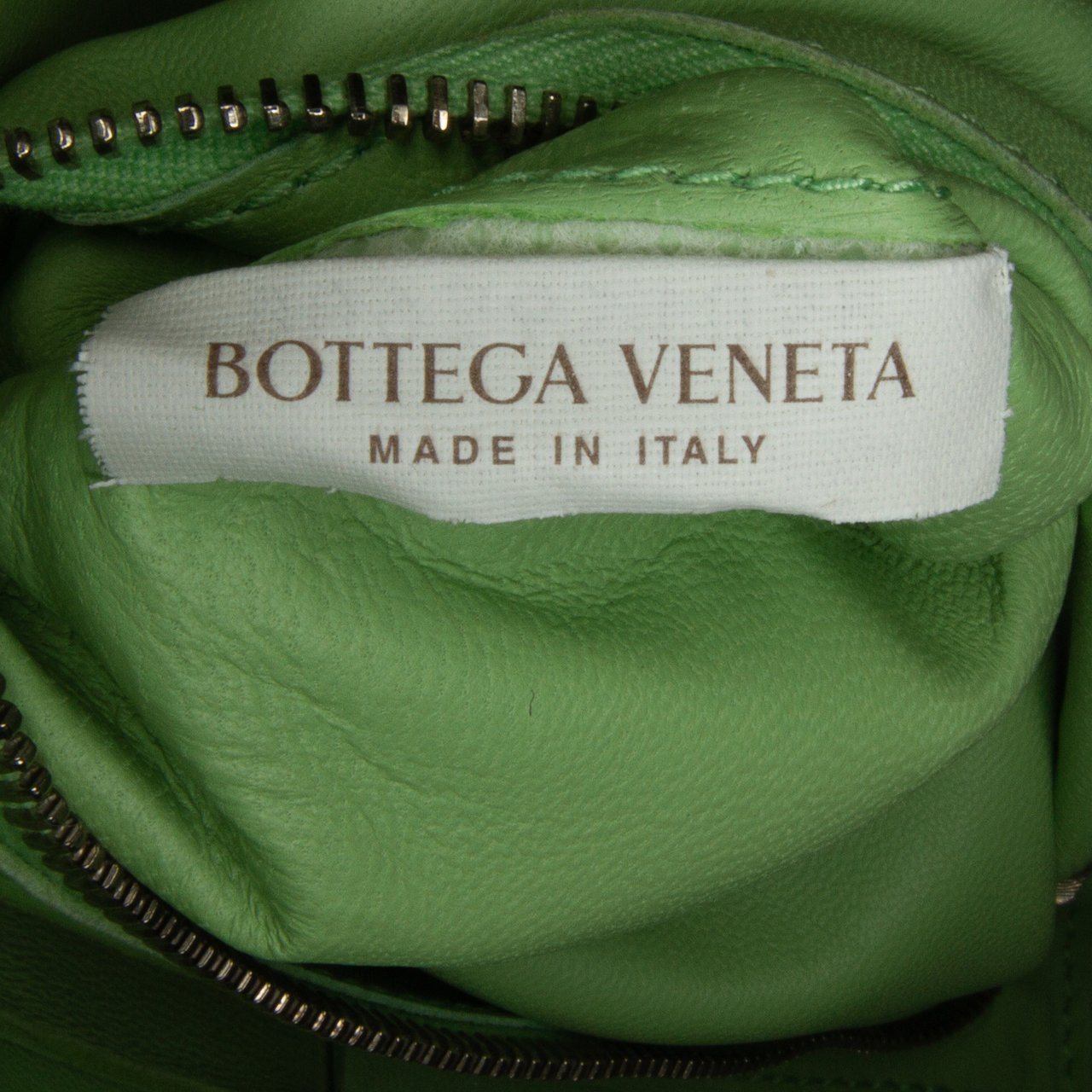 Bottega Veneta Nappa Intrecciato Cassette Crossbody Groen