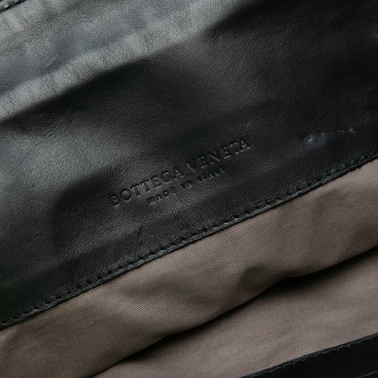 Bottega Veneta Nappa Intrecciato Belted Tote Zwart