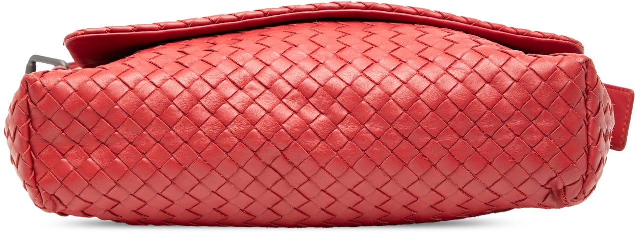 Bottega Veneta Nappa Intrecciato Flap Crossbody Rood