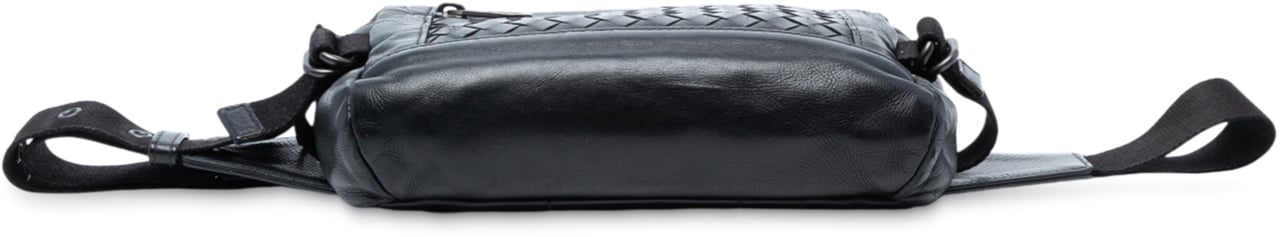 Bottega Veneta Nappa Intrecciato Belt Bag Zwart