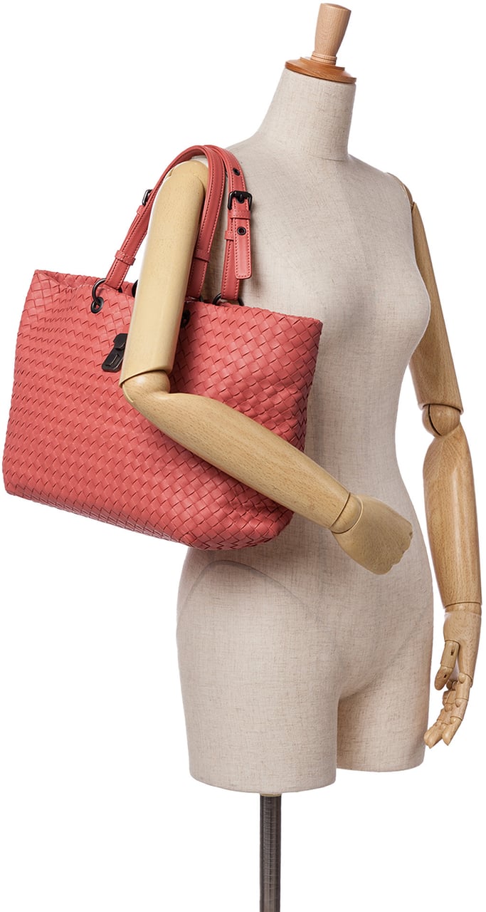 Bottega Veneta Medium Nappa Intrecciato Capri Tote Rood