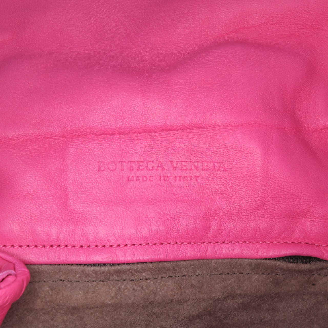 Bottega Veneta Nappa Intrecciato Flap Crossbody Roze