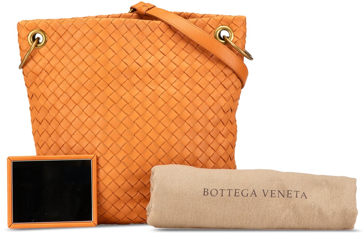 Bottega Veneta Leather Intrecciato Crossbody Oranje