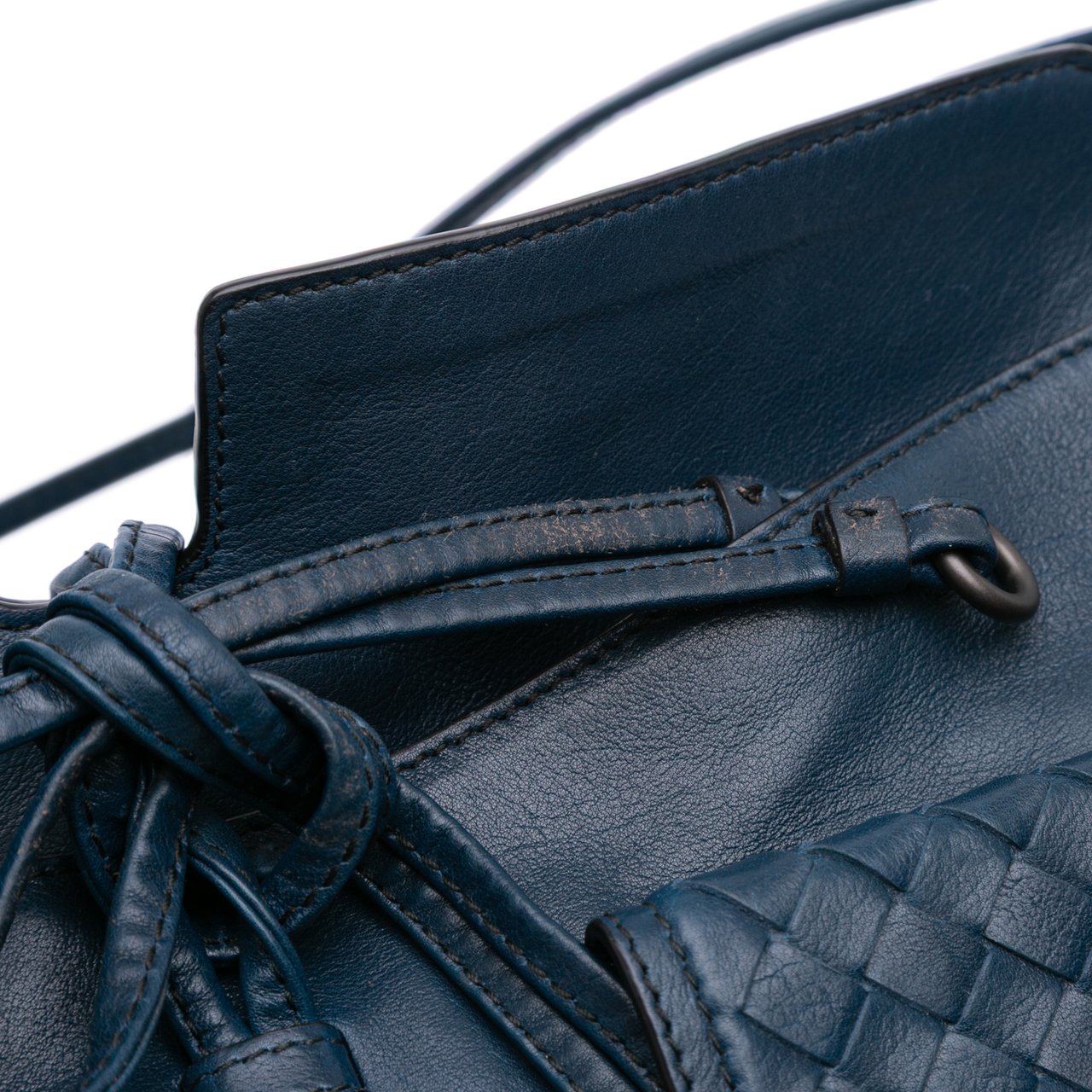 Bottega Veneta Intrecciato Trimmed Nappa Crossbody Blauw