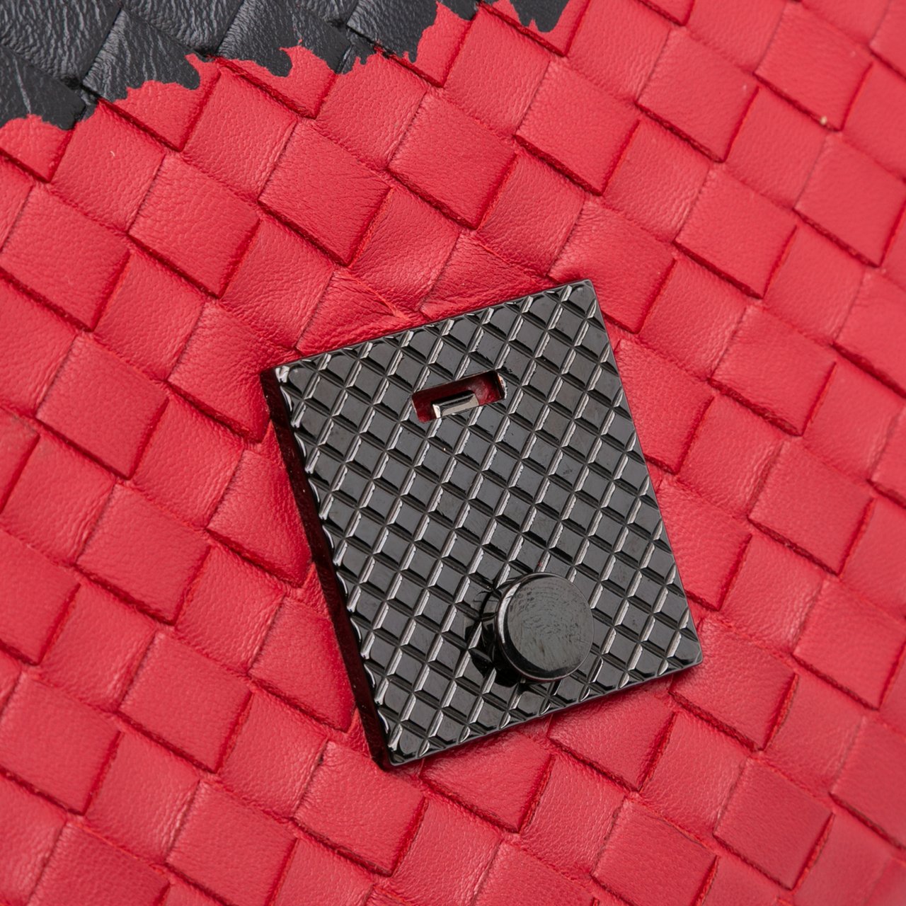 Bottega Veneta Nappa Intrecciato Glass Shoulder Bag Rood