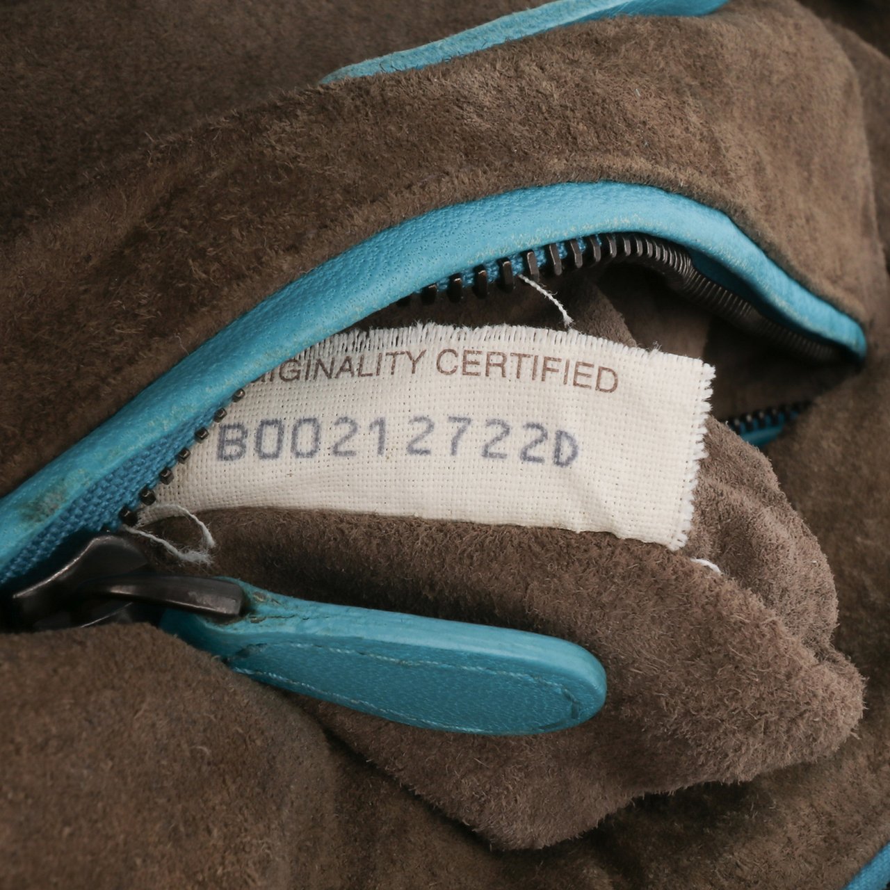 Bottega Veneta Nappa Intrecciato Cube Crossbody Blauw