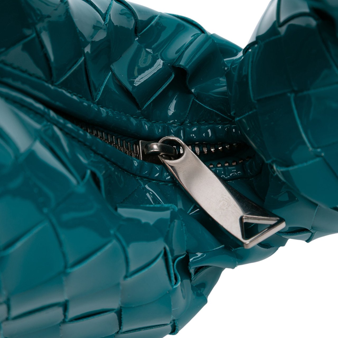 Bottega Veneta Mini Patent Intrecciato Jodie Blauw