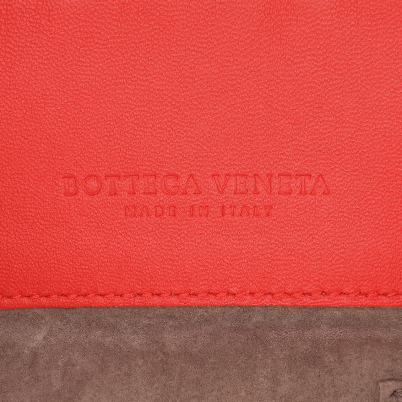 Bottega Veneta Large Nappa Intrecciato Olimpia Shoulder Bag Rood