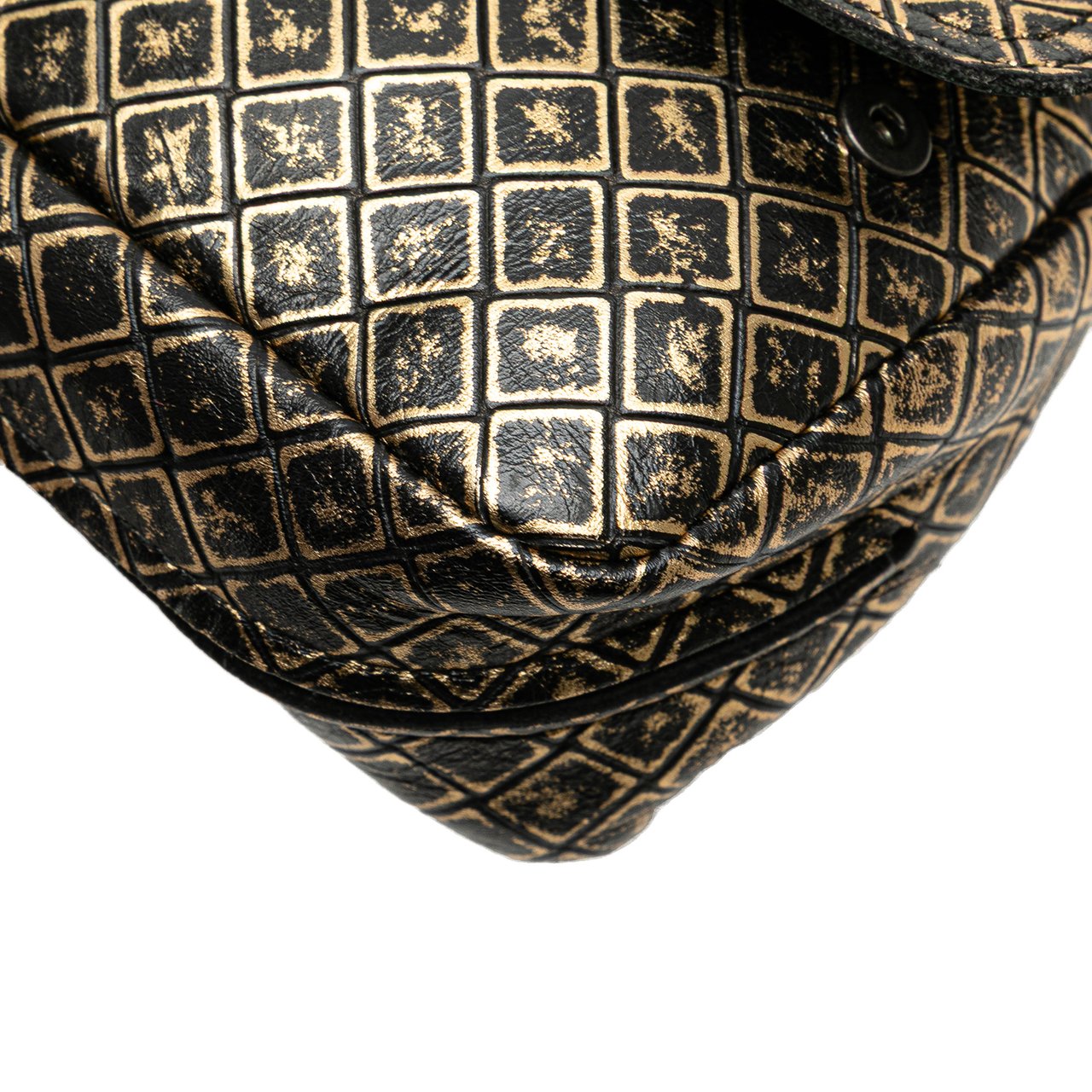 Bottega Veneta Intrecciomirage Butterfly Charm Chain Flap Goud