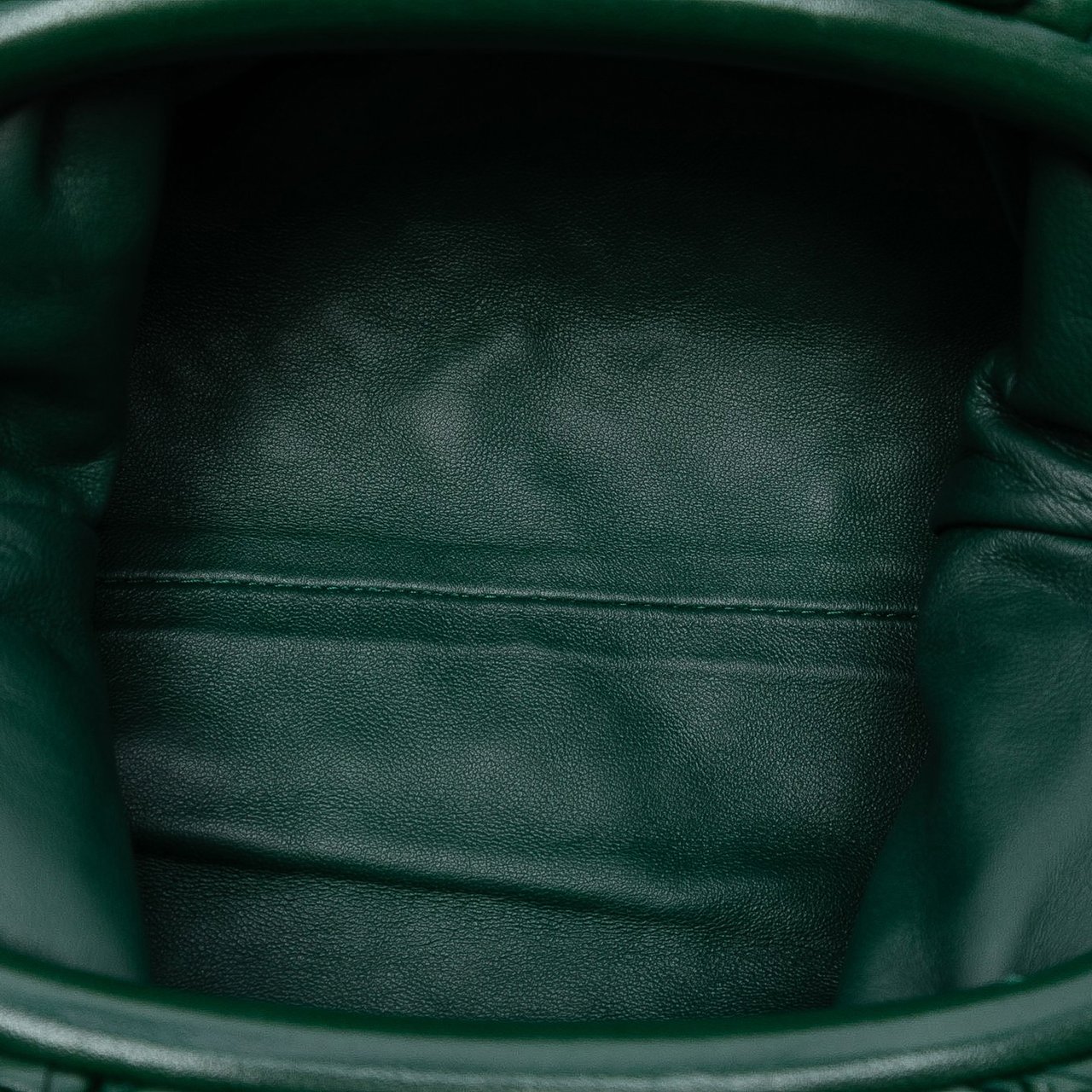 Bottega Veneta Nappa Intrecciato The Mini Pouch Crossbody Groen
