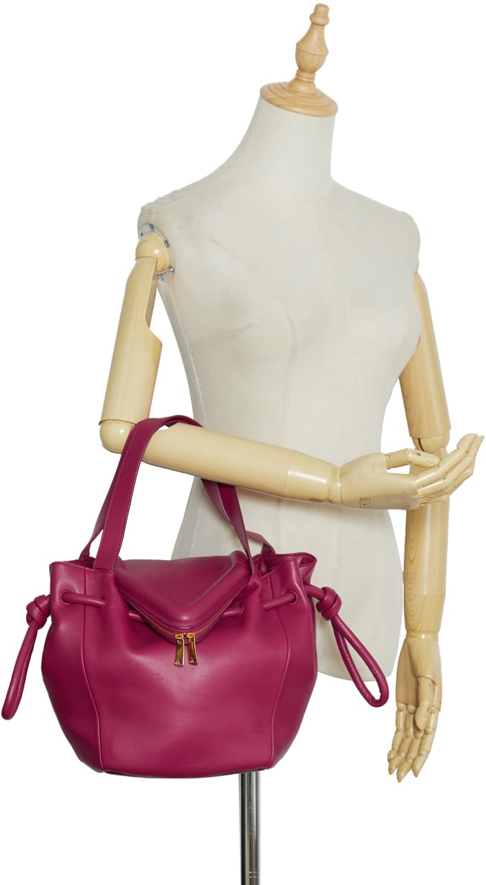 Bottega Veneta Beak Handbag Roze