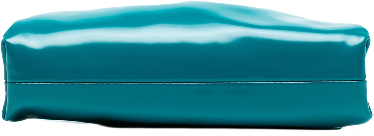 Bottega Veneta Patent Beaded Strap The Mini Pouch Crossbody Blauw