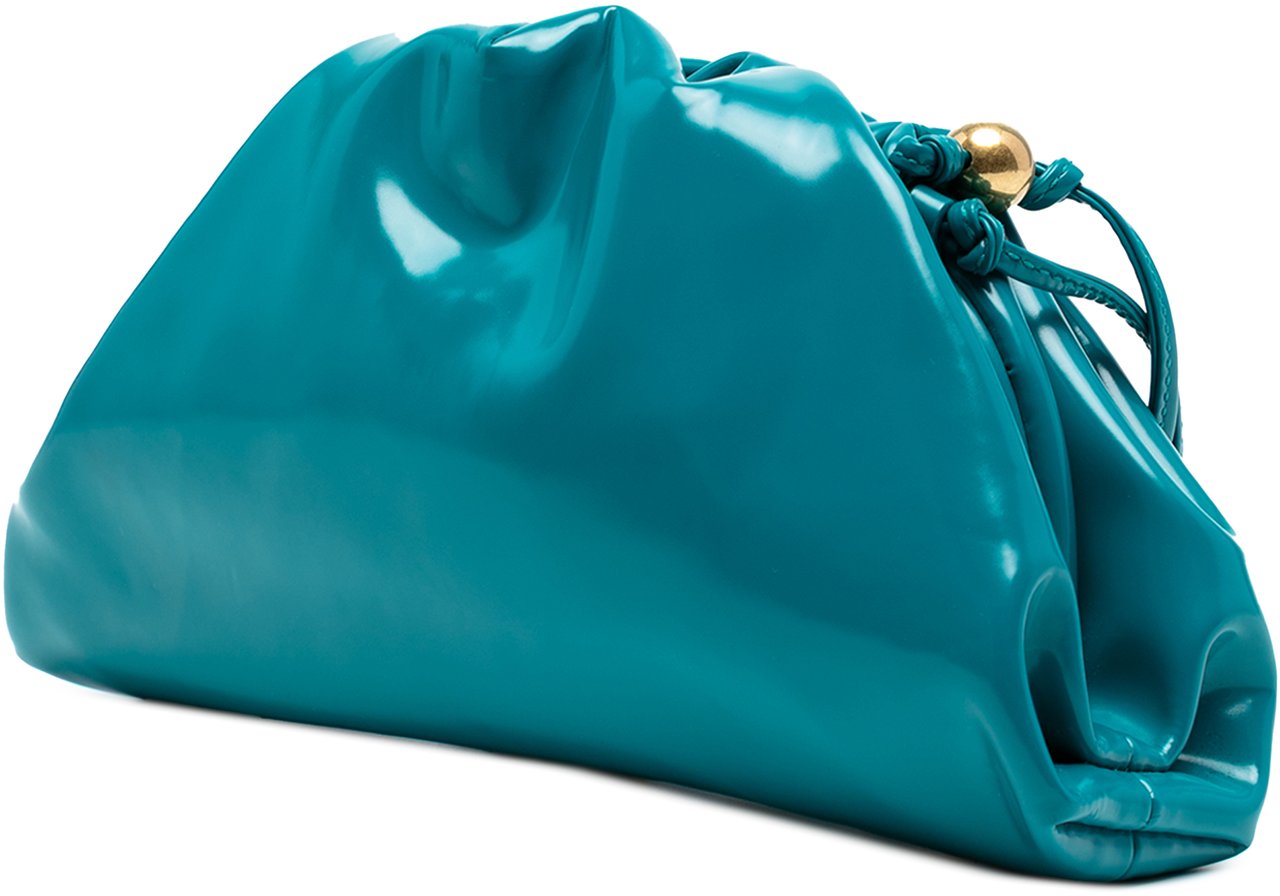 Bottega Veneta Patent Beaded Strap The Mini Pouch Crossbody Blauw