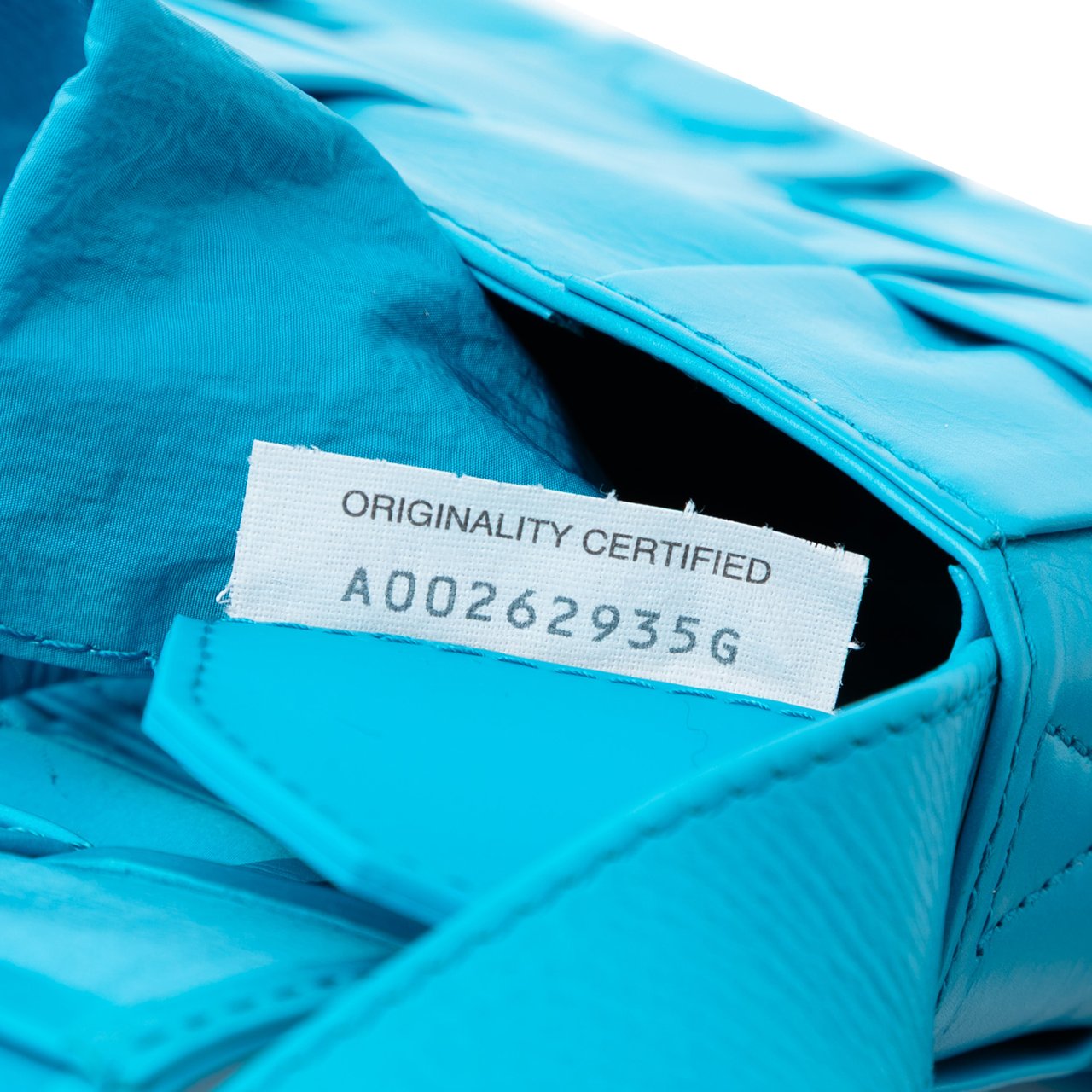 Bottega Veneta Small Paper Calfskin Intrecciato Cassette Crossbody Blauw