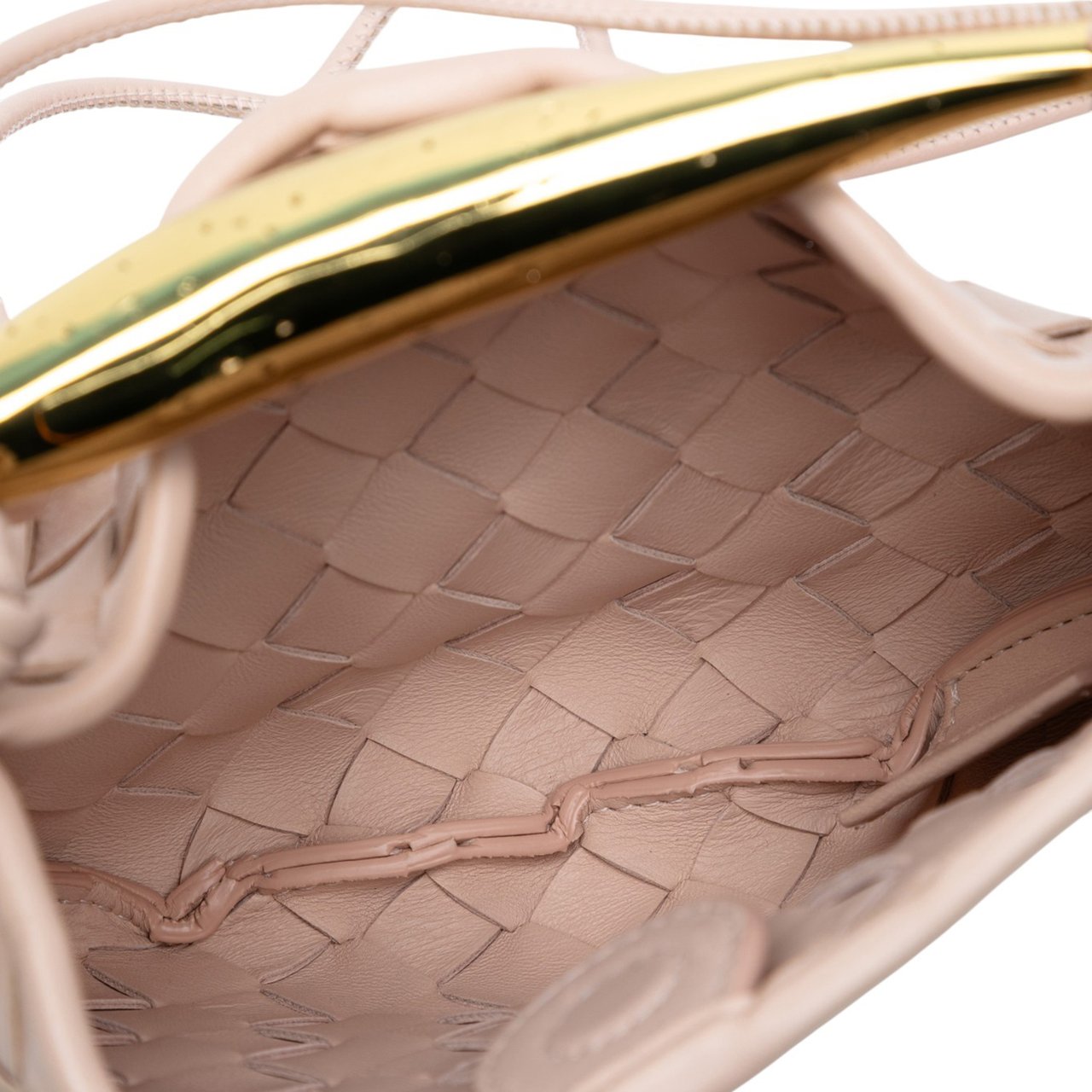 Bottega Veneta Baby Lambskin Intrecciato Sardine Roze