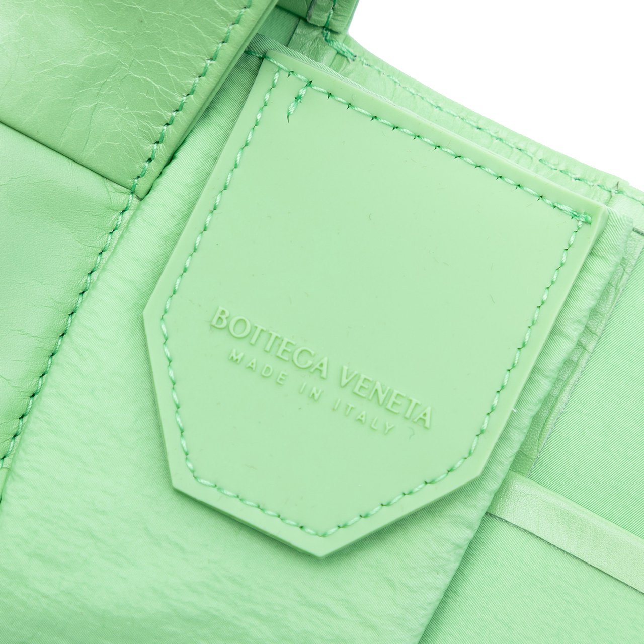Bottega Veneta Extra Mini Nappa Intrecciato Cassette Crossbody Groen
