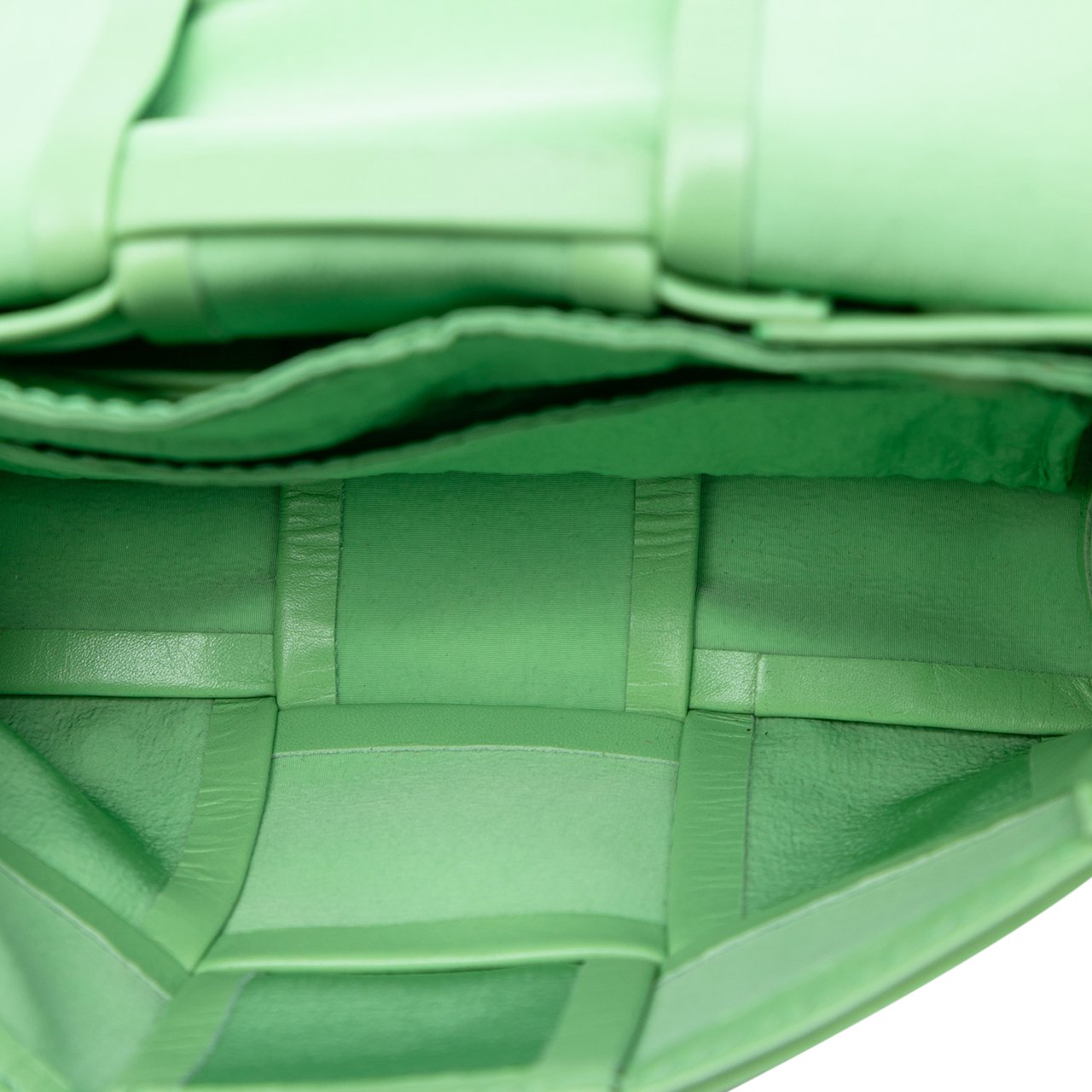 Bottega Veneta Extra Mini Nappa Intrecciato Cassette Crossbody Groen