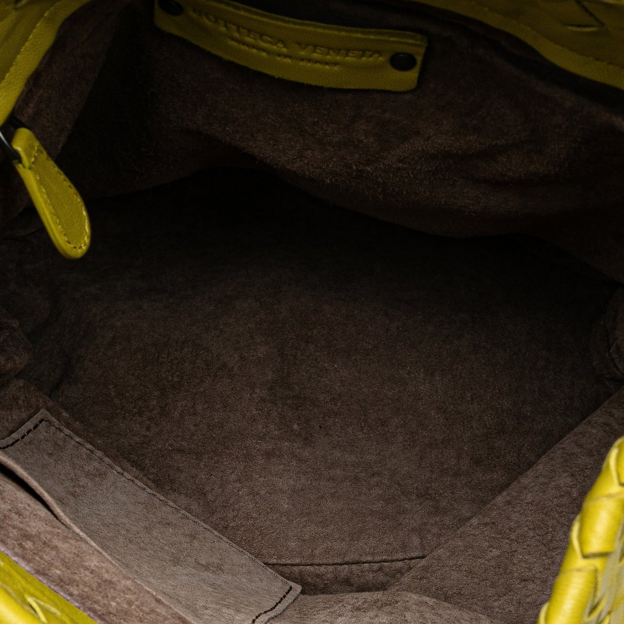 Bottega Veneta Nappa Intrecciato Bucket Bag Geel