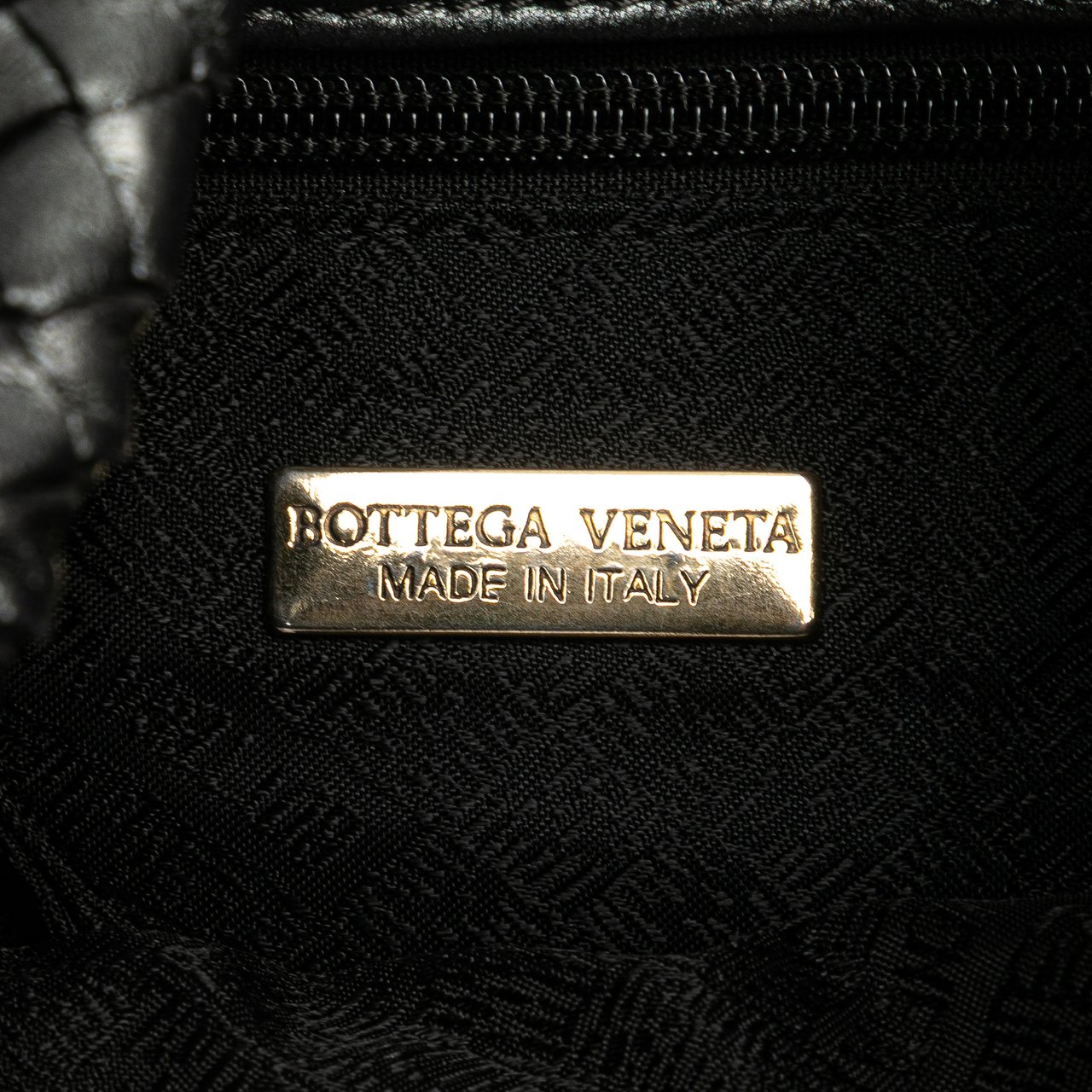Bottega Veneta Nappa Intrecciato Crossbody Zilver