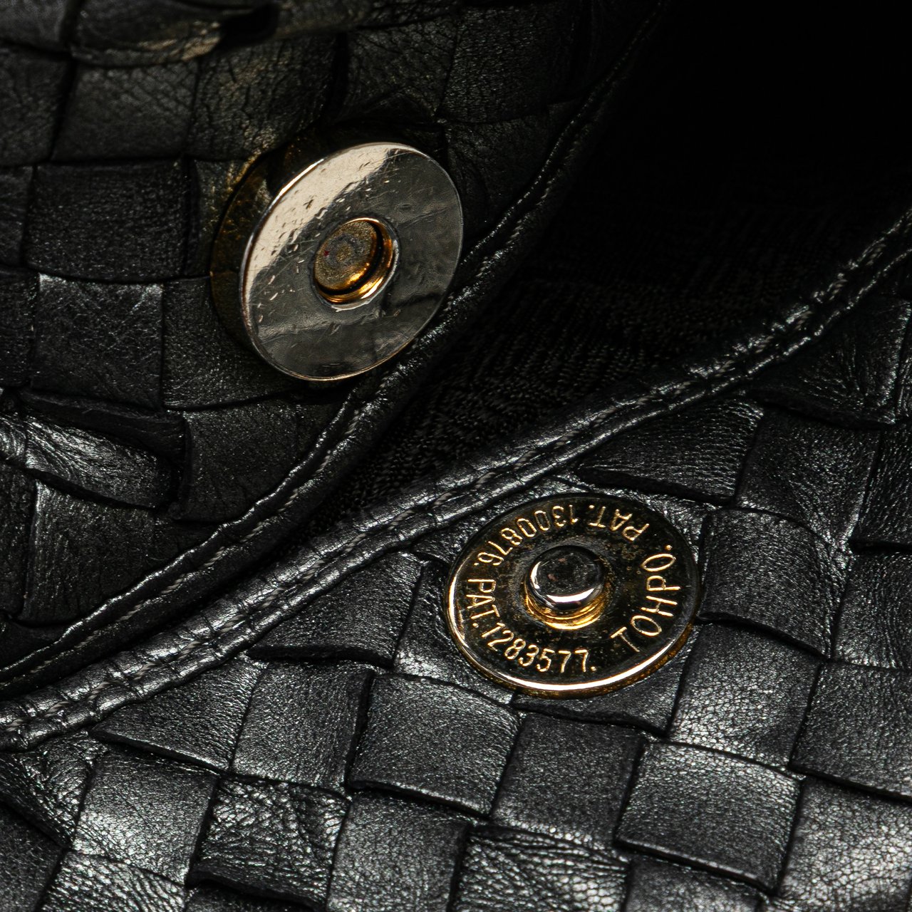 Bottega Veneta Nappa Intrecciato Crossbody Zilver