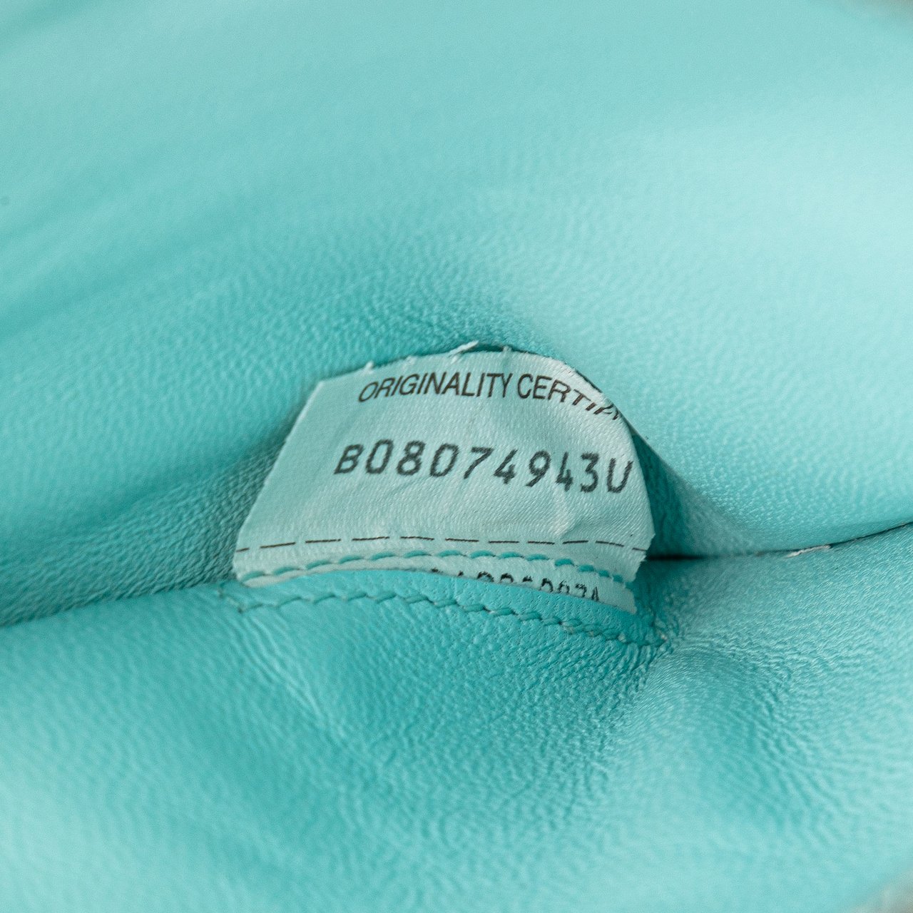 Bottega Veneta Large Lambskin Intreccio Padded Tote Blauw