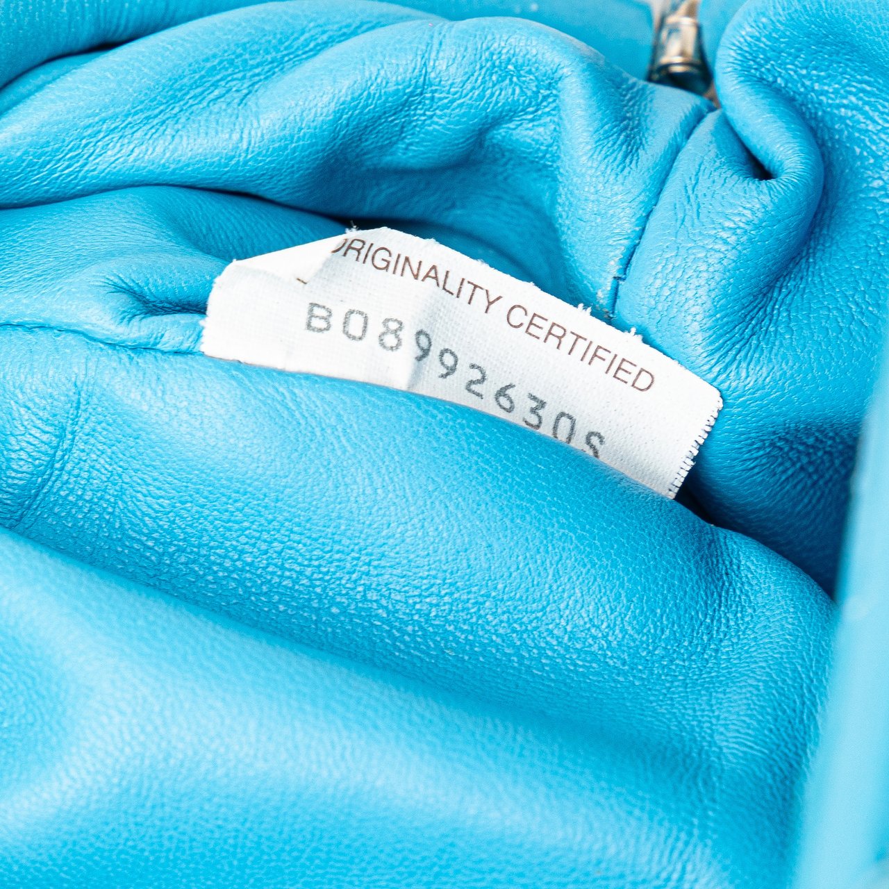 Bottega Veneta Nappa Intrecciato The Mini Pouch Crossbody Blauw