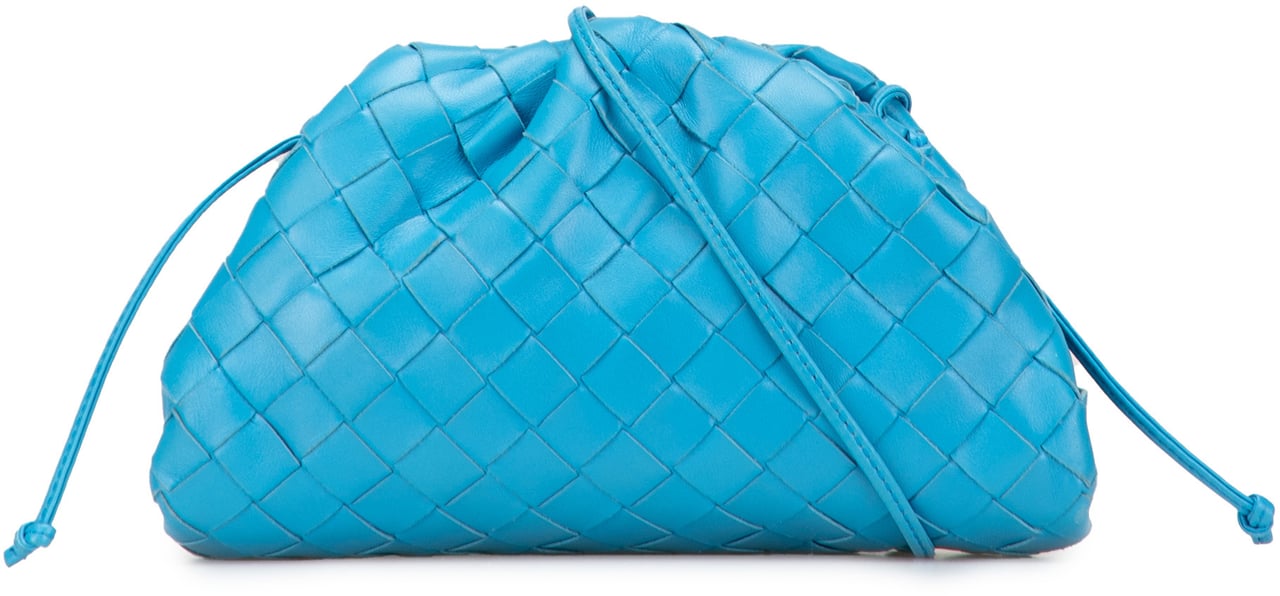 Bottega Veneta Nappa Intrecciato The Mini Pouch Crossbody Blauw