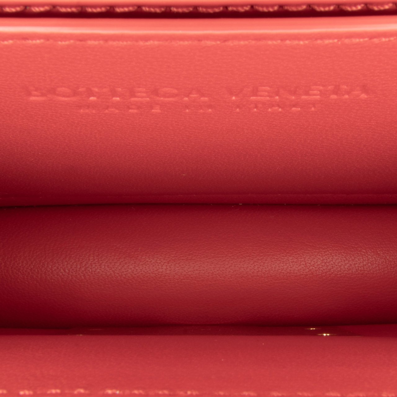 Bottega Veneta Mini BV Classic Crossbody Rood