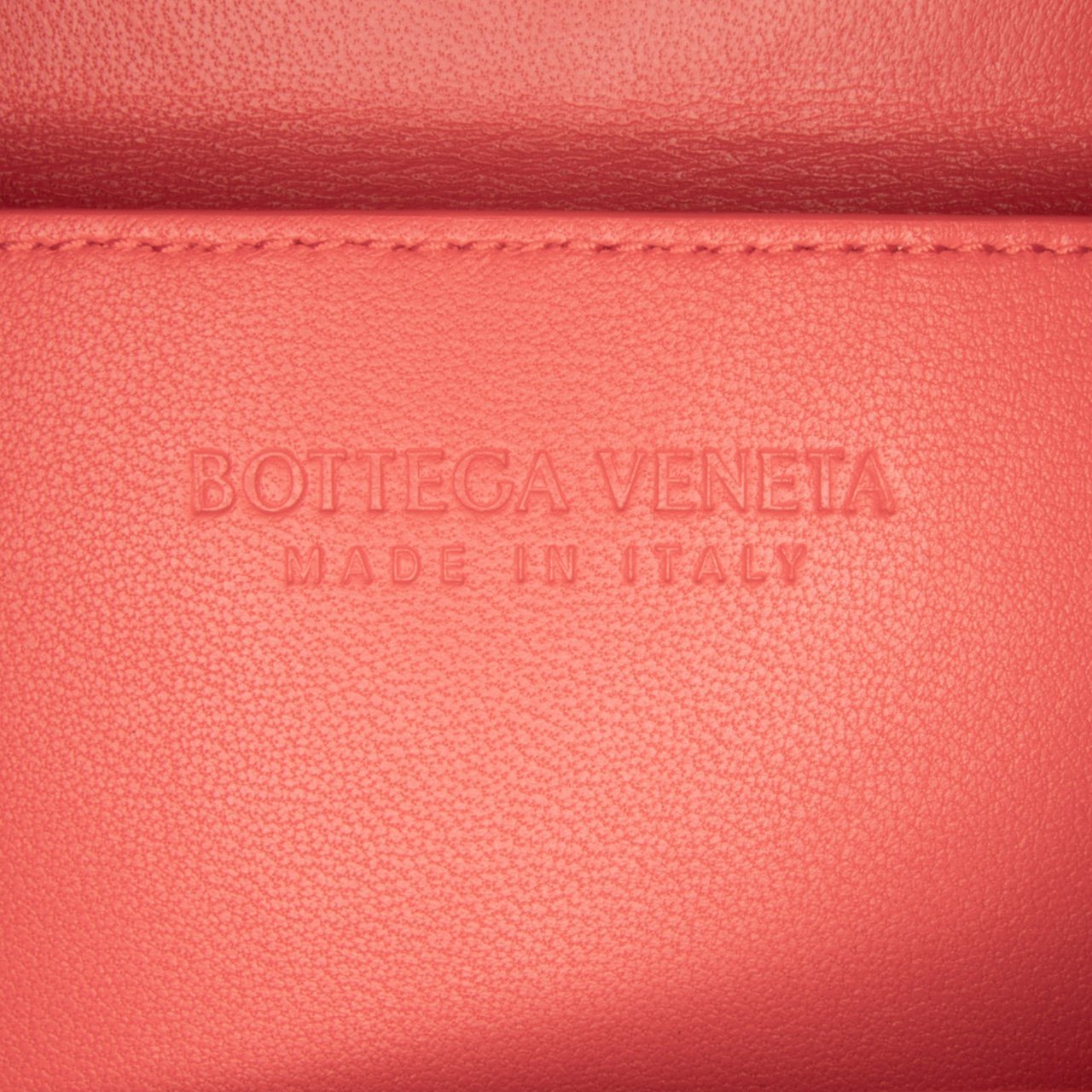 Bottega Veneta Mini BV Classic Crossbody Rood
