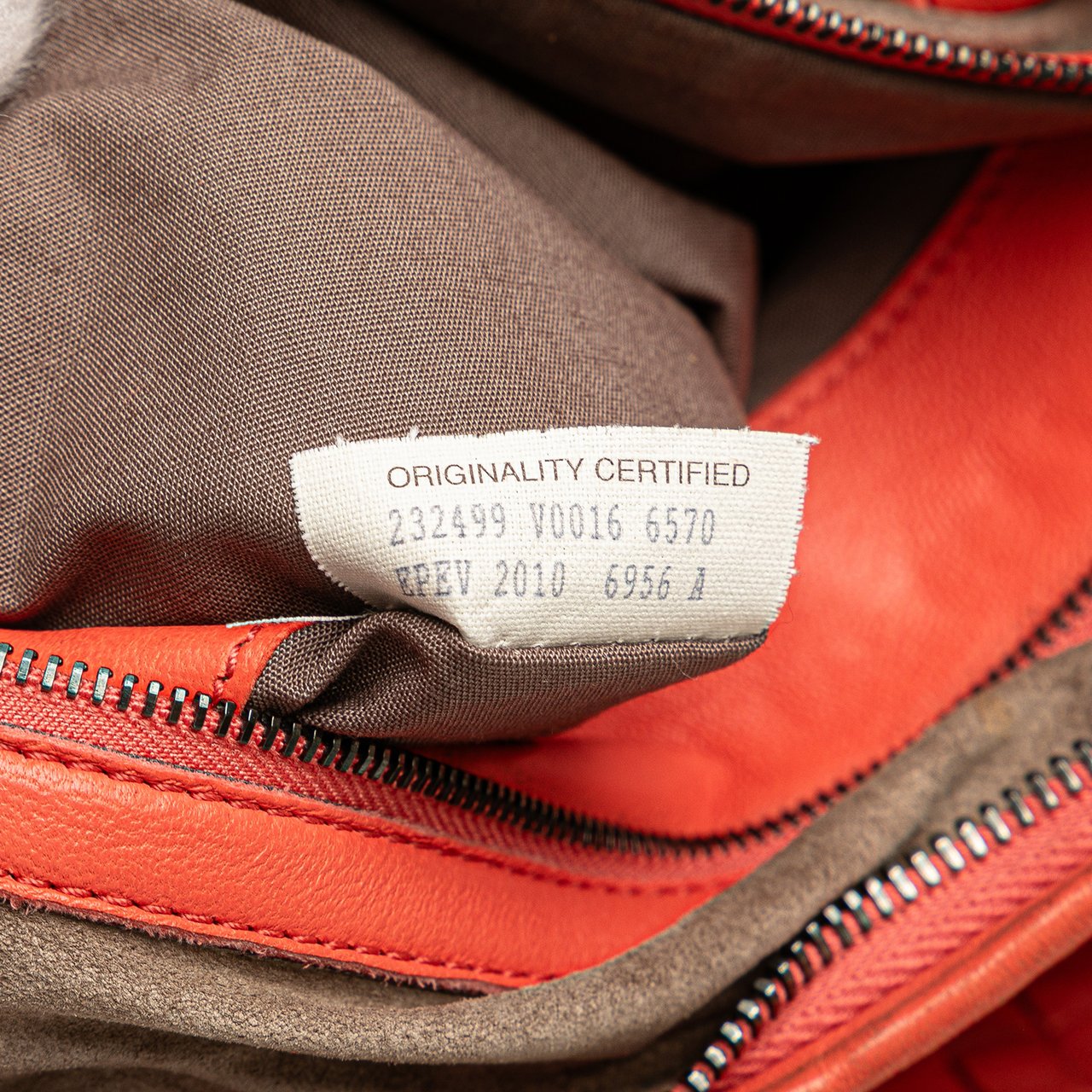 Bottega Veneta Medium Nappa Intrecciato Belly Hobo Oranje