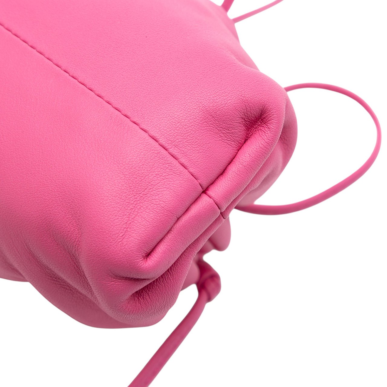 Bottega Veneta Lambskin The Mini Pouch Crossbody Roze