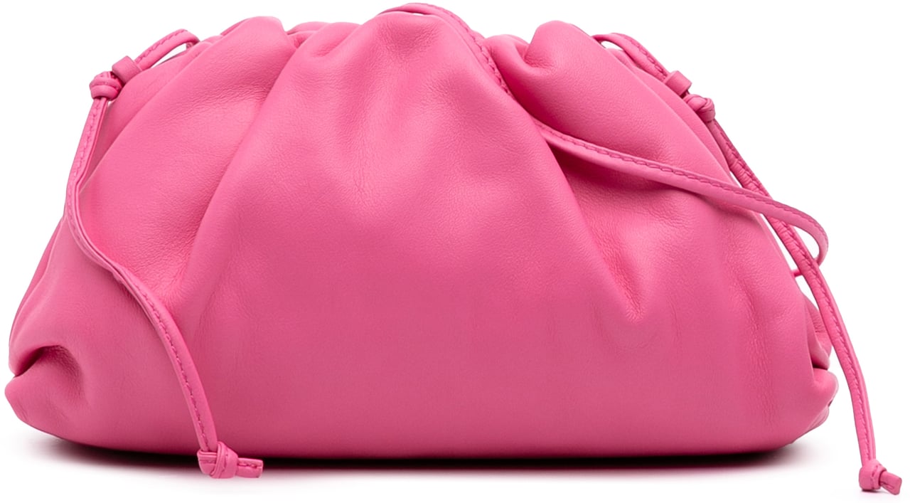 Bottega Veneta Lambskin The Mini Pouch Crossbody Roze