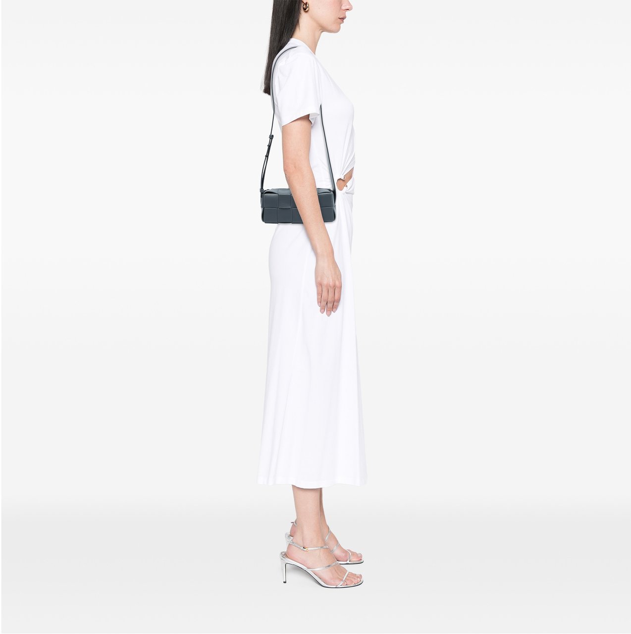 Bottega Veneta Small Lambskin Intrecciato Brick Cassette Grijs