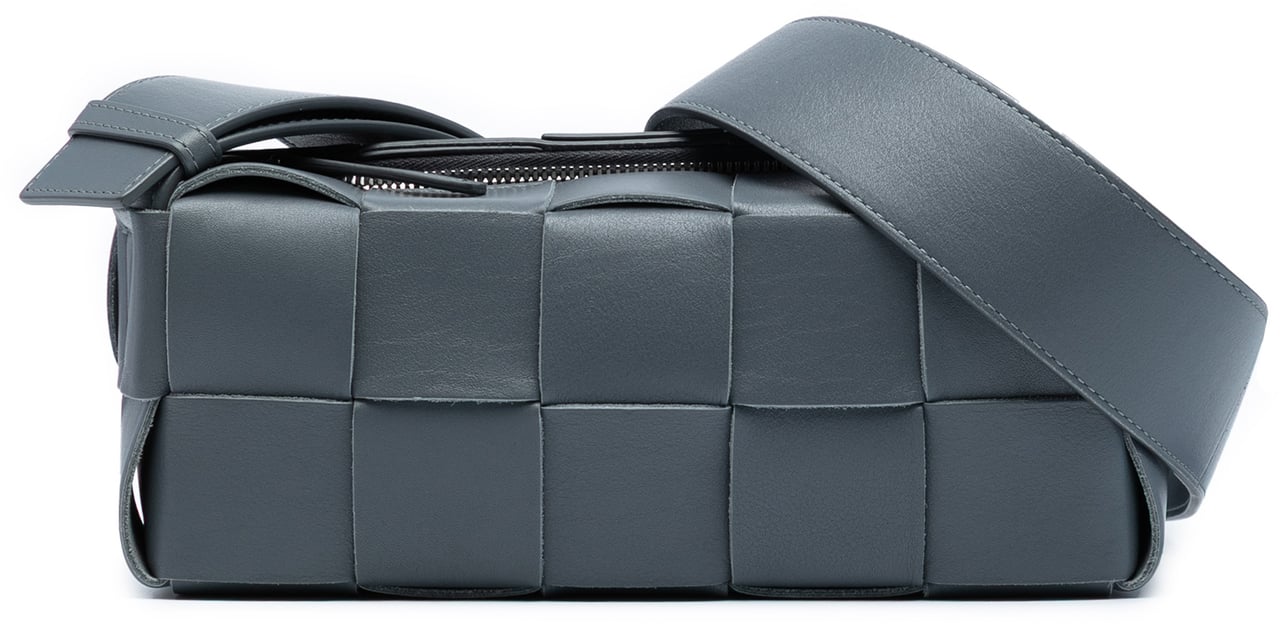 Bottega Veneta Small Lambskin Intrecciato Brick Cassette Grijs